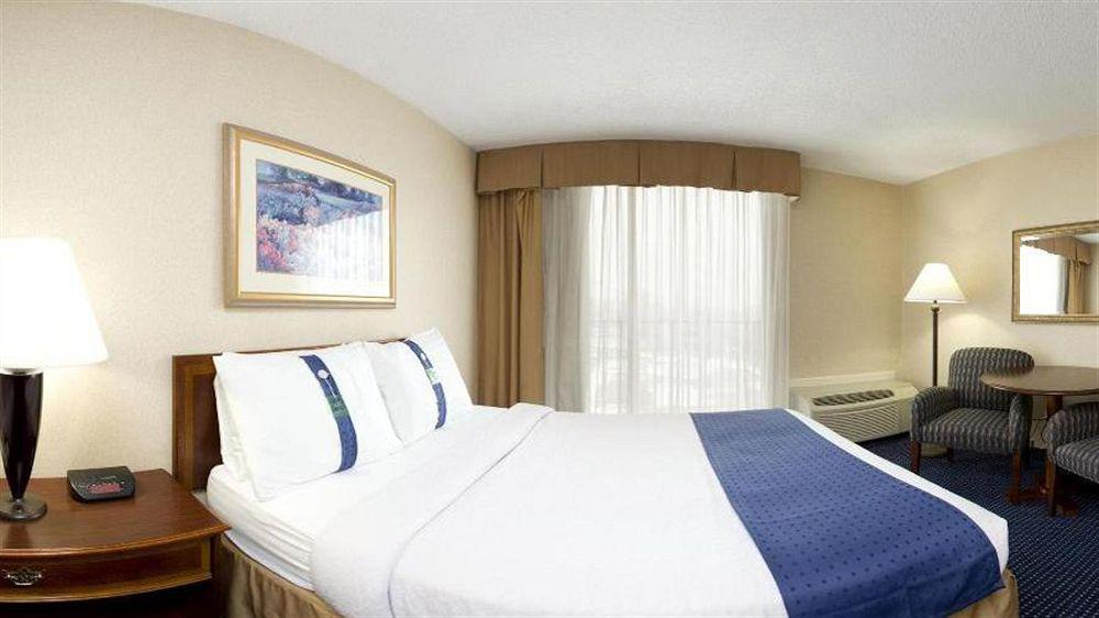 Holiday Inn Akron-West By Ihg Montrose Eksteriør bilde
